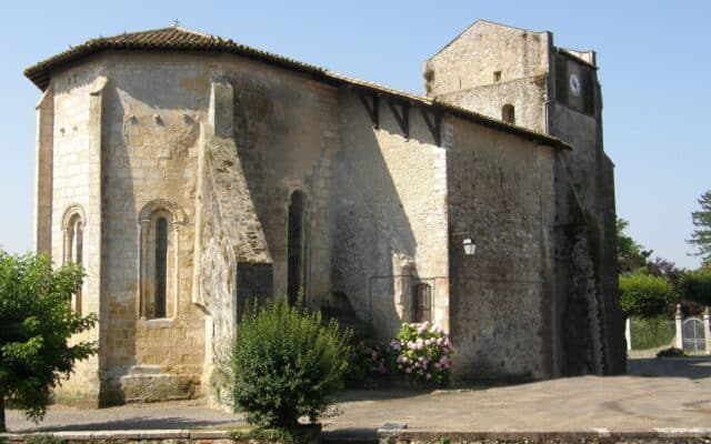 saubusse hebergement touristique cure thermale eglise