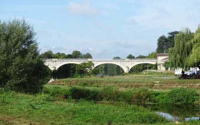 pont vue de loin 2